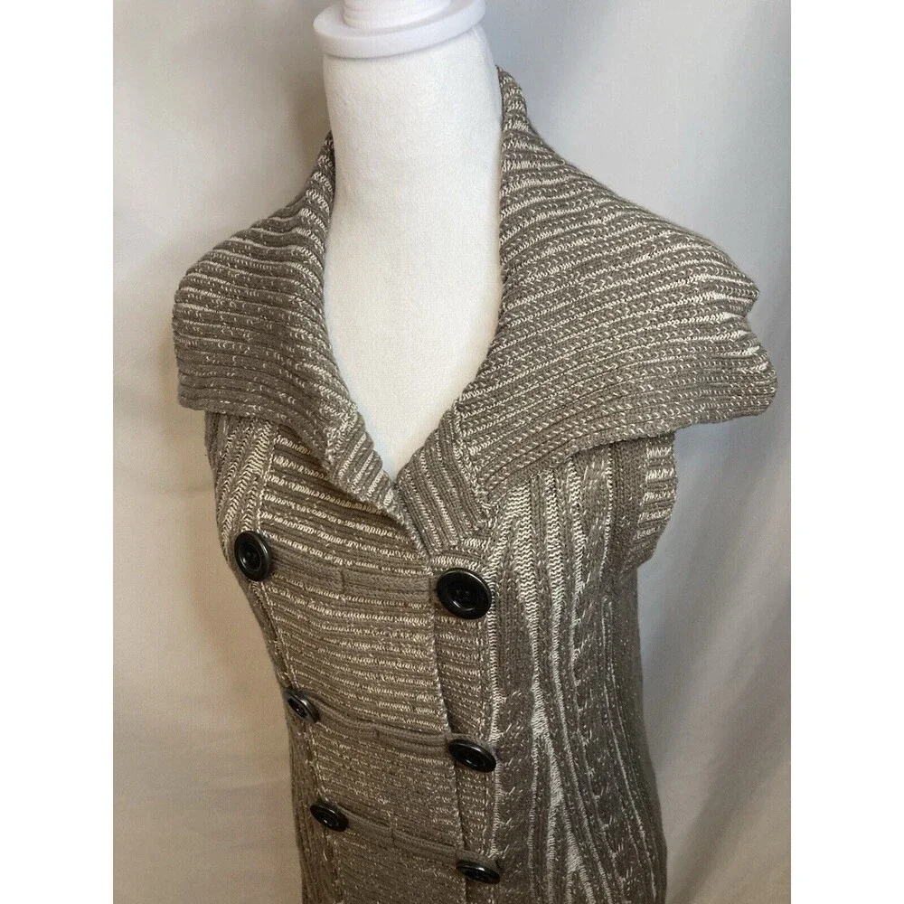 Hannah Tan Cardigan Sweater Vest M Double Breasted Collared Chunky Ribbed Taupe